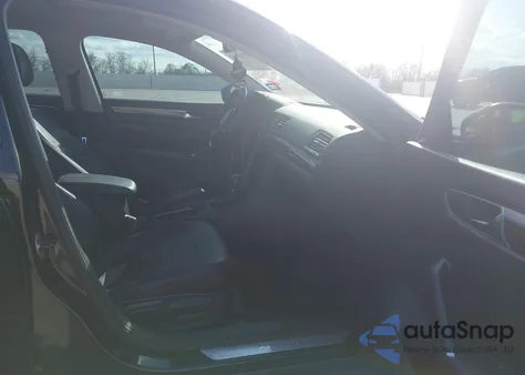 2016 Volkswagen Passat 1.8T Se from USA, damaged, VIN 1VWBS7A32GC061909